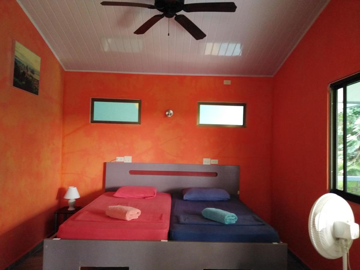 Hostal Casa Las Lajas Екстер'єр фото